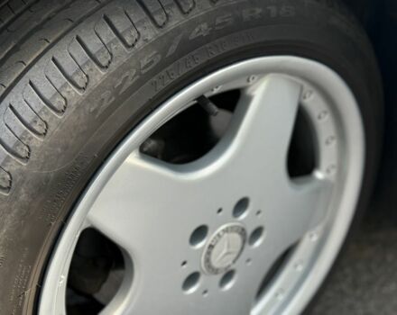 Серый Мерседес 320, объемом двигателя 3.2 л и пробегом 353 тыс. км за 5300 $, фото 15 на Automoto.ua