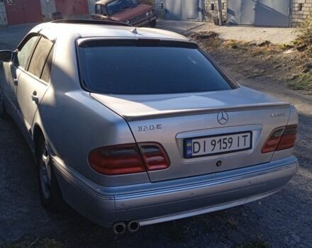 Серый Мерседес 320, объемом двигателя 0 л и пробегом 450 тыс. км за 3999 $, фото 1 на Automoto.ua