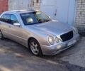 Серый Мерседес 320, объемом двигателя 0 л и пробегом 450 тыс. км за 3999 $, фото 2 на Automoto.ua