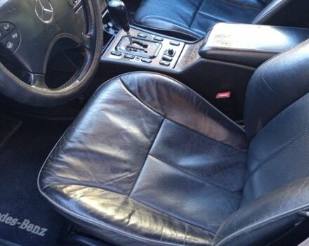 Серый Мерседес 320, объемом двигателя 0 л и пробегом 450 тыс. км за 3999 $, фото 6 на Automoto.ua