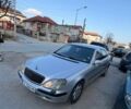 Сірий Мерседес 320, об'ємом двигуна 3.2 л та пробігом 350 тис. км за 500 $, фото 1 на Automoto.ua