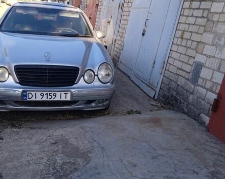 Серый Мерседес 320, объемом двигателя 0 л и пробегом 450 тыс. км за 3999 $, фото 4 на Automoto.ua