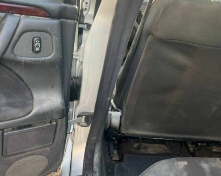 Серый Мерседес 320, объемом двигателя 0 л и пробегом 222 тыс. км за 1700 $, фото 5 на Automoto.ua