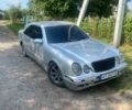 Сірий Мерседес 320, об'ємом двигуна 3.2 л та пробігом 400 тис. км за 2100 $, фото 1 на Automoto.ua