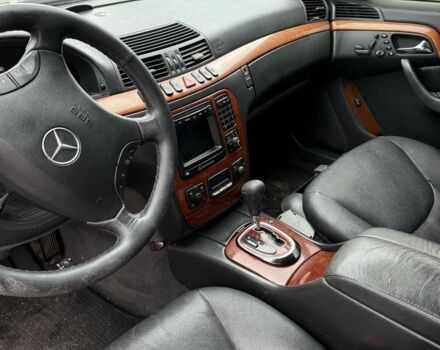 Сірий Мерседес 320, об'ємом двигуна 3.2 л та пробігом 530 тис. км за 3250 $, фото 3 на Automoto.ua