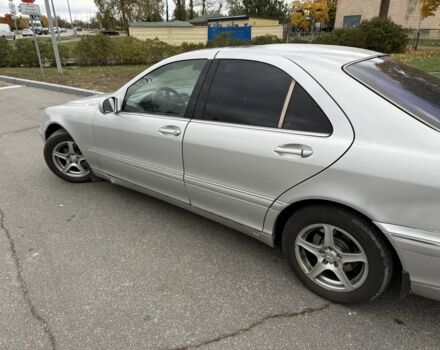 Сірий Мерседес 320, об'ємом двигуна 3.2 л та пробігом 530 тис. км за 3250 $, фото 4 на Automoto.ua