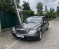 Серый Мерседес 320, объемом двигателя 3.2 л и пробегом 300 тыс. км за 4900 $, фото 1 на Automoto.ua