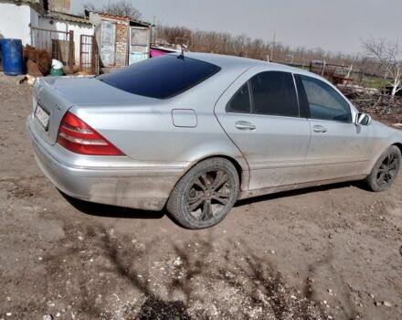 Серый Мерседес 320, объемом двигателя 3.2 л и пробегом 250 тыс. км за 2381 $, фото 2 на Automoto.ua