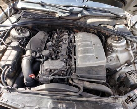 Серый Мерседес 320, объемом двигателя 3.2 л и пробегом 250 тыс. км за 2381 $, фото 6 на Automoto.ua