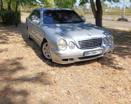 Серый Мерседес 320, объемом двигателя 3.2 л и пробегом 478 тыс. км за 2500 $, фото 1 на Automoto.ua