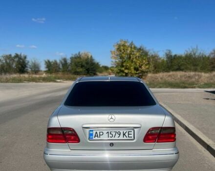 Серый Мерседес 320, объемом двигателя 3.2 л и пробегом 360 тыс. км за 5300 $, фото 3 на Automoto.ua