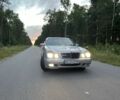 Серый Мерседес 320, объемом двигателя 3.2 л и пробегом 350 тыс. км за 5100 $, фото 1 на Automoto.ua