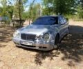 Серый Мерседес 320, объемом двигателя 3.2 л и пробегом 478 тыс. км за 2500 $, фото 1 на Automoto.ua