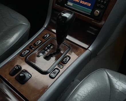 Сірий Мерседес 320, об'ємом двигуна 3.2 л та пробігом 490 тис. км за 4099 $, фото 12 на Automoto.ua