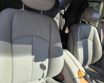 Сірий Мерседес 320, об'ємом двигуна 3.2 л та пробігом 500 тис. км за 7000 $, фото 5 на Automoto.ua