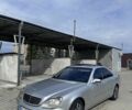 Серый Мерседес 320, объемом двигателя 3.2 л и пробегом 450 тыс. км за 4715 $, фото 1 на Automoto.ua