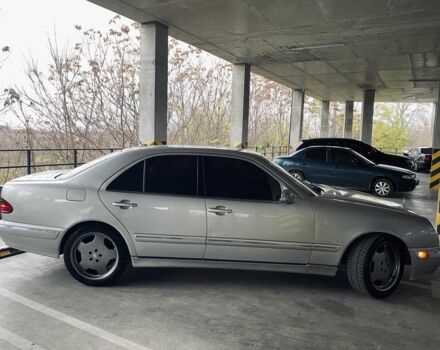 Сірий Мерседес 320, об'ємом двигуна 3.2 л та пробігом 490 тис. км за 4099 $, фото 1 на Automoto.ua