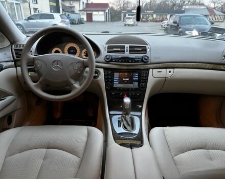 Серый Мерседес 320, объемом двигателя 3.2 л и пробегом 460 тыс. км за 6100 $, фото 8 на Automoto.ua