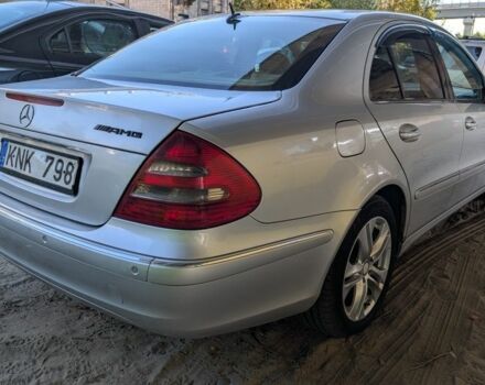 Сірий Мерседес 320, об'ємом двигуна 0 л та пробігом 352 тис. км за 3100 $, фото 2 на Automoto.ua