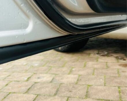 Серый Мерседес 320, объемом двигателя 3.2 л и пробегом 520 тыс. км за 5000 $, фото 12 на Automoto.ua