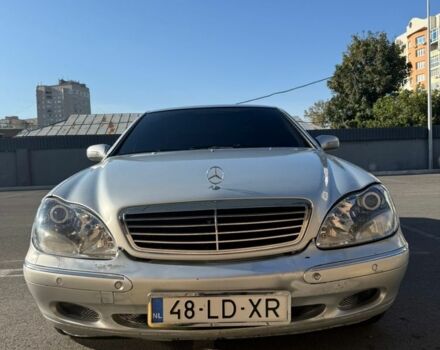 Серый Мерседес 320, объемом двигателя 3.2 л и пробегом 352 тыс. км за 3200 $, фото 10 на Automoto.ua