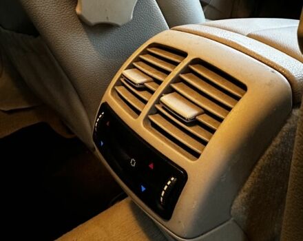 Серый Мерседес 320, объемом двигателя 3.2 л и пробегом 460 тыс. км за 6100 $, фото 15 на Automoto.ua