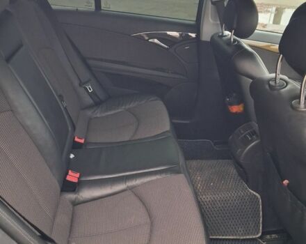 Серый Мерседес 320, объемом двигателя 3.2 л и пробегом 350 тыс. км за 7900 $, фото 15 на Automoto.ua