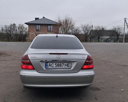 Серый Мерседес 320, объемом двигателя 3.2 л и пробегом 350 тыс. км за 7900 $, фото 2 на Automoto.ua