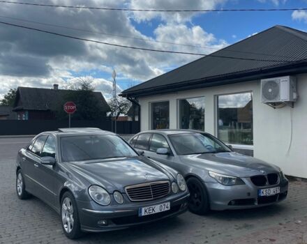 Серый Мерседес 320, объемом двигателя 3.2 л и пробегом 350 тыс. км за 3950 $, фото 7 на Automoto.ua