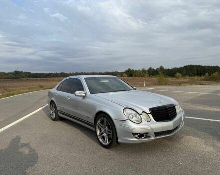 Серый Мерседес 320, объемом двигателя 3.2 л и пробегом 450 тыс. км за 6500 $, фото 2 на Automoto.ua