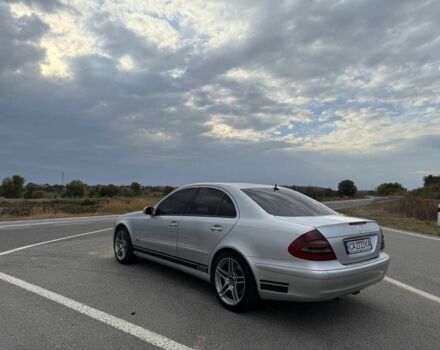 Серый Мерседес 320, объемом двигателя 3.2 л и пробегом 450 тыс. км за 6500 $, фото 3 на Automoto.ua