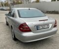Серый Мерседес 320, объемом двигателя 3.2 л и пробегом 290 тыс. км за 6300 $, фото 2 на Automoto.ua