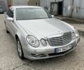 Серый Мерседес 320, объемом двигателя 3.2 л и пробегом 290 тыс. км за 6300 $, фото 1 на Automoto.ua
