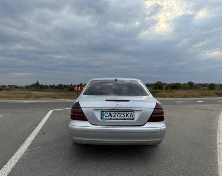 Серый Мерседес 320, объемом двигателя 3.2 л и пробегом 450 тыс. км за 6500 $, фото 5 на Automoto.ua