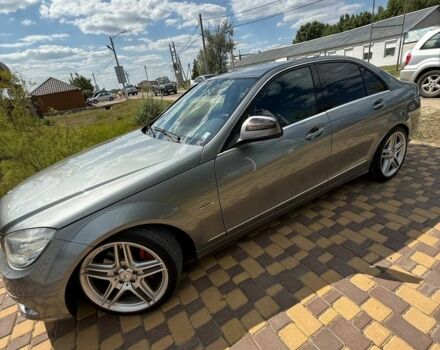 Серый Мерседес 320, объемом двигателя 3 л и пробегом 212 тыс. км за 10700 $, фото 6 на Automoto.ua