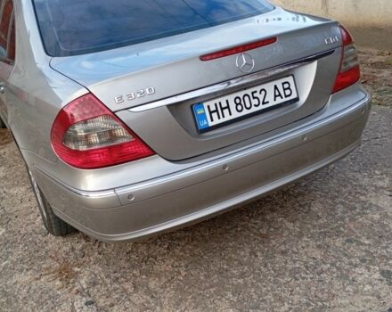 Серый Мерседес 320, объемом двигателя 3 л и пробегом 340 тыс. км за 8500 $, фото 3 на Automoto.ua