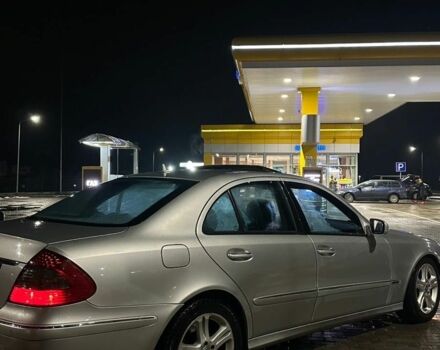 Серый Мерседес 320, объемом двигателя 3 л и пробегом 280 тыс. км за 9500 $, фото 3 на Automoto.ua