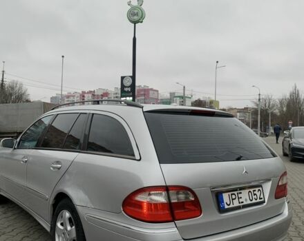 Серый Мерседес 320, объемом двигателя 3.2 л и пробегом 362 тыс. км за 3333 $, фото 21 на Automoto.ua