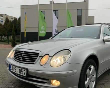 Серый Мерседес 320, объемом двигателя 3.2 л и пробегом 362 тыс. км за 3333 $, фото 3 на Automoto.ua