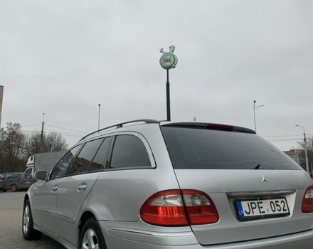 Серый Мерседес 320, объемом двигателя 3.2 л и пробегом 362 тыс. км за 3333 $, фото 5 на Automoto.ua