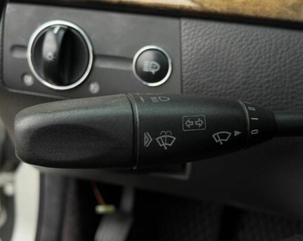 Серый Мерседес 320, объемом двигателя 3.2 л и пробегом 270 тыс. км за 8700 $, фото 13 на Automoto.ua