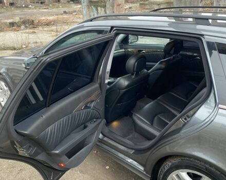 Серый Мерседес 320, объемом двигателя 3.2 л и пробегом 440 тыс. км за 6900 $, фото 12 на Automoto.ua