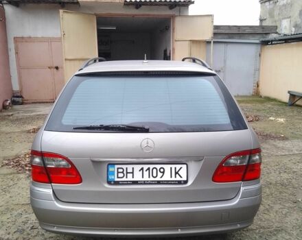 Серый Мерседес 320, объемом двигателя 3 л и пробегом 290 тыс. км за 10500 $, фото 2 на Automoto.ua