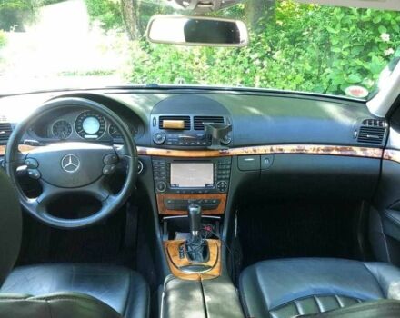 Серый Мерседес 320, объемом двигателя 3 л и пробегом 355 тыс. км за 2750 $, фото 5 на Automoto.ua