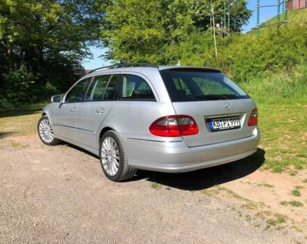 Серый Мерседес 320, объемом двигателя 3 л и пробегом 355 тыс. км за 2750 $, фото 2 на Automoto.ua