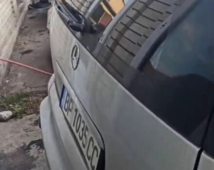 Сірий Мерседес 320, об'ємом двигуна 0 л та пробігом 365 тис. км за 3300 $, фото 5 на Automoto.ua