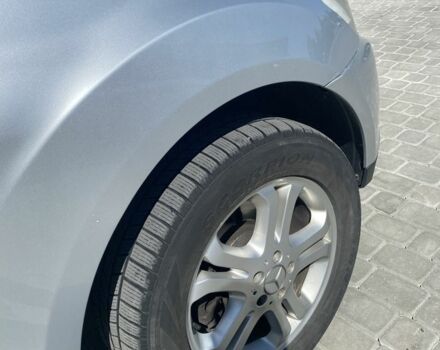 Сірий Мерседес 320, об'ємом двигуна 3 л та пробігом 398 тис. км за 10600 $, фото 3 на Automoto.ua