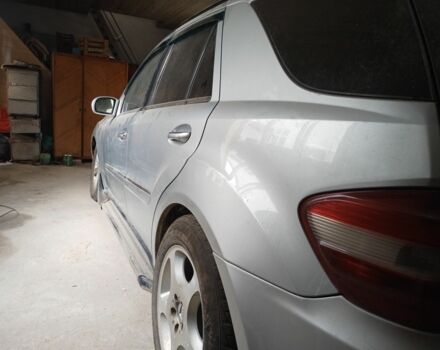 Серый Мерседес 320, объемом двигателя 3 л и пробегом 2 тыс. км за 9000 $, фото 4 на Automoto.ua