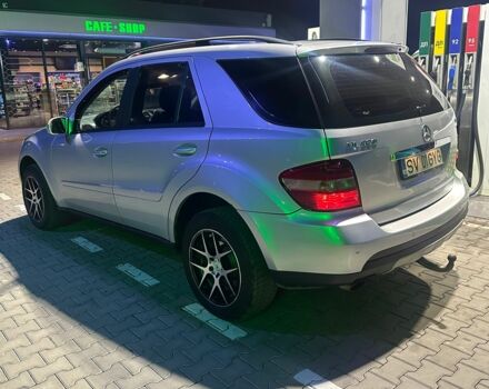 Сірий Мерседес 320, об'ємом двигуна 0 л та пробігом 300 тис. км за 6200 $, фото 2 на Automoto.ua