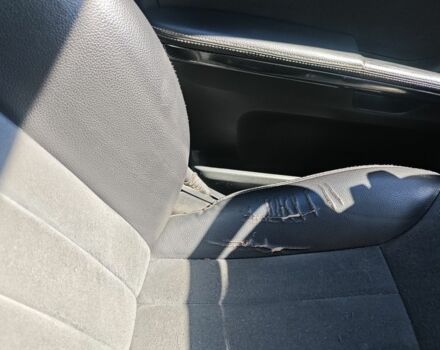 Серый Мерседес 320, объемом двигателя 3 л и пробегом 452 тыс. км за 9800 $, фото 4 на Automoto.ua